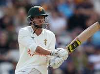 Bennett Ruled Out of SA Test After Blow to Head; Masvaure Called Up as Concussion Substitute